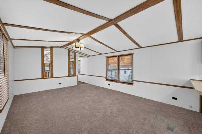 Photo 4 of 29 of home located at 1294 Beaverdale Rd Maplewood, MN 55119