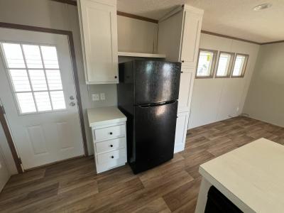 Photo 5 of 16 of home located at 25898 Interstate 30 Frontage Road Bryant, AR 72022
