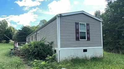 Photo 2 of 17 of home located at 1692 Sisk Road Danbury, NC 27016