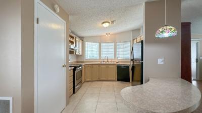 Photo 4 of 17 of home located at 416 Snead Dr Lady Lake, FL 32159
