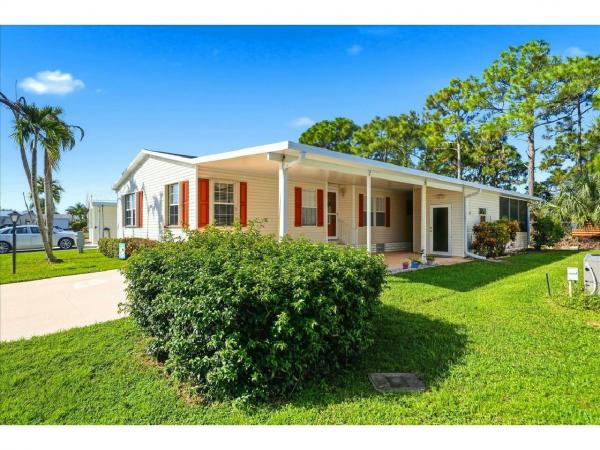 Photo 1 of 2 of home located at 4352 SE Sweetwood Way Stuart, FL 34997