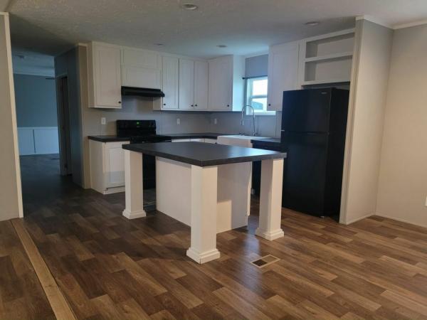 Photo 1 of 2 of home located at 1601 E. Jackson St., #141 Macomb, IL 61455
