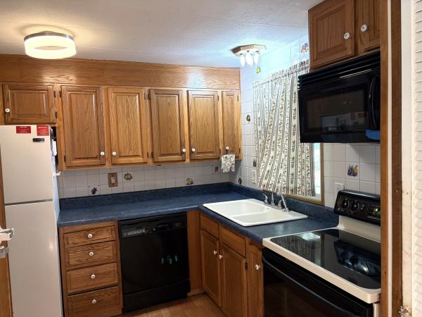 1972 Vindale 268TEFBR Mobile Home