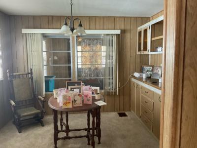 Photo 5 of 10 of home located at 15422 Lakeshore Villa Drive Tampa, FL 33613