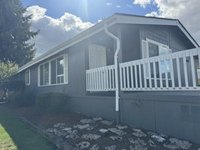 Photo 3 of 15 of home located at 1699 N. Terry #304 Eugene, OR 97402