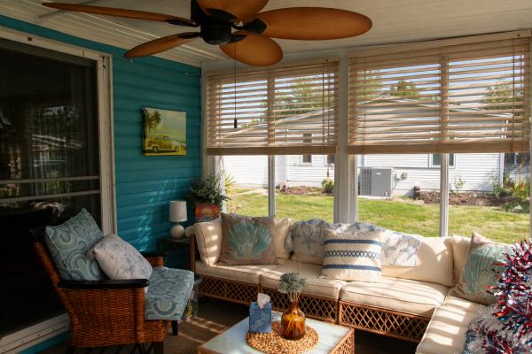 2000 Homes of Merit Mobile Home For Sale