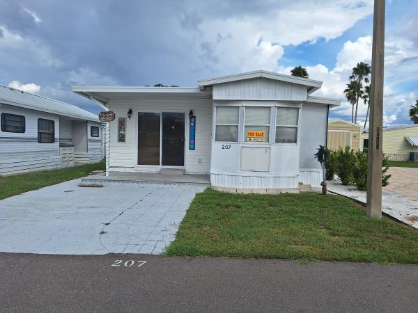 2003 HYLI Mobile Home For Sale