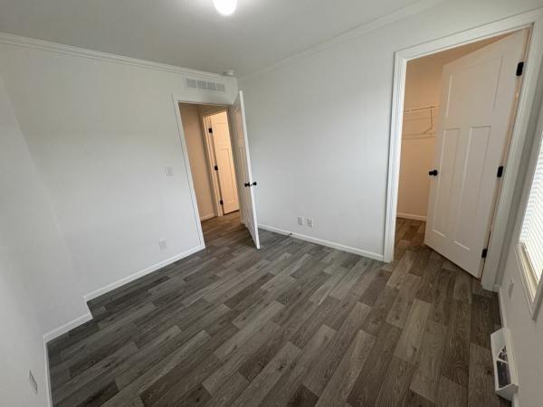 2026 Skyline - Lancaster Schaumburg Mobile Home