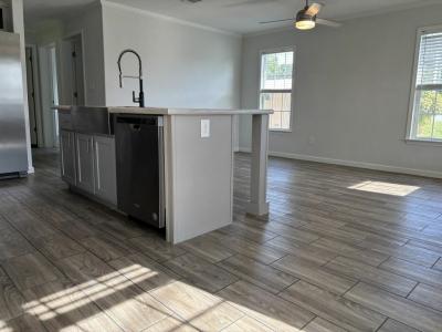 Photo 5 of 21 of home located at 4 Currin Blvd. Mount Dora, FL 32757
