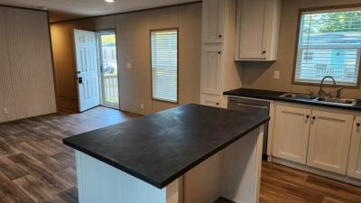 Photo 3 of 12 of home located at 6539 Townsend Rd, #157 Jacksonville, FL 32244
