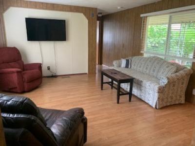 Photo 4 of 8 of home located at 2796 S Main Rd #076 Lebanon, OR 97355