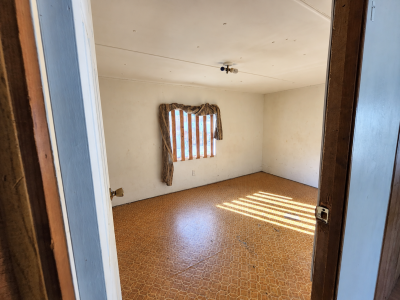 Mobile Home at 105 Dawson Columbia, TN 38401