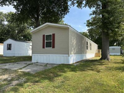 Photo 1 of 16 of home located at 2604 S. Washington St. Salem, IL 62881