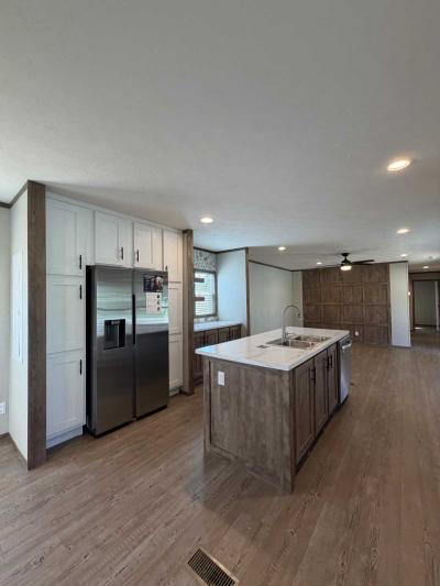 Photo 2 of 16 of home located at 150 Park Ln., Dallas, Tx 75141 Dallas, TX 75141