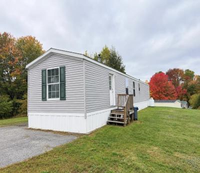 Photo 2 of 20 of home located at 20 Mountain View Circle Bowdoin, ME 04287