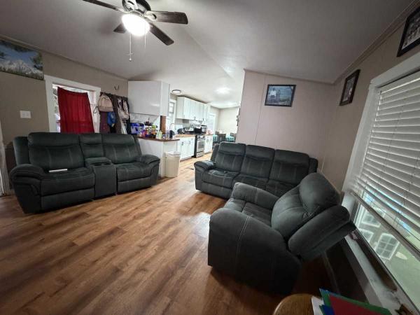 1995 SNRG Manufactured Home