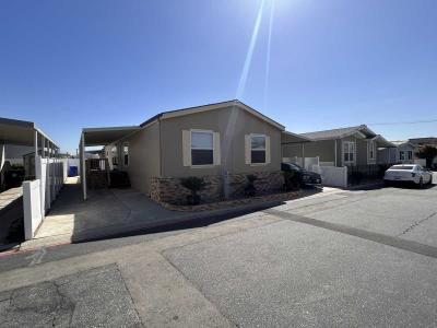 Photo 4 of 42 of home located at 16860 Slover Avenue #55 Fontana, CA 92337