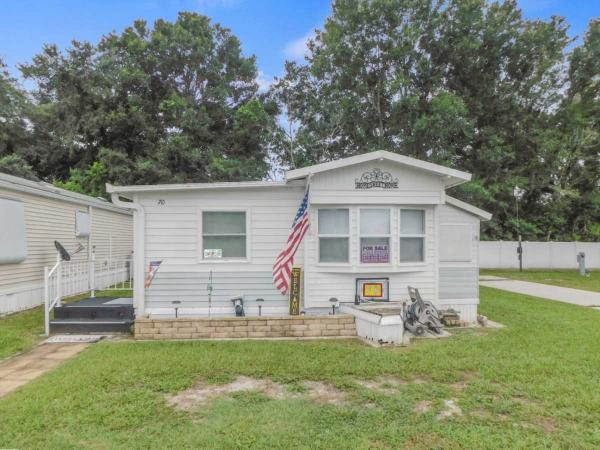 Photo 1 of 2 of home located at 37400 Chancey Road Lot 70 Zephyrhills, FL 33541