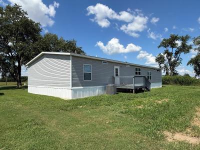 Photo 2 of 14 of home located at 30954 Reiman Road McClure, IL 62957