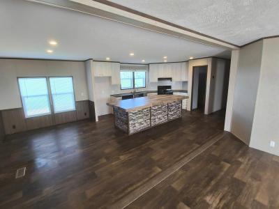 Photo 4 of 14 of home located at 30954 Reiman Road McClure, IL 62957