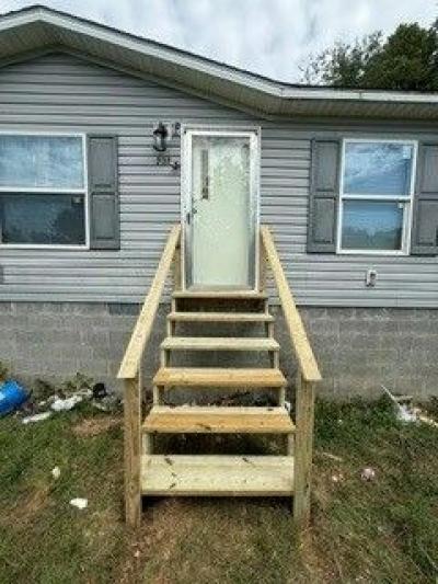 Mobile Home at 737 Poplar St Jane Lew, WV 26378