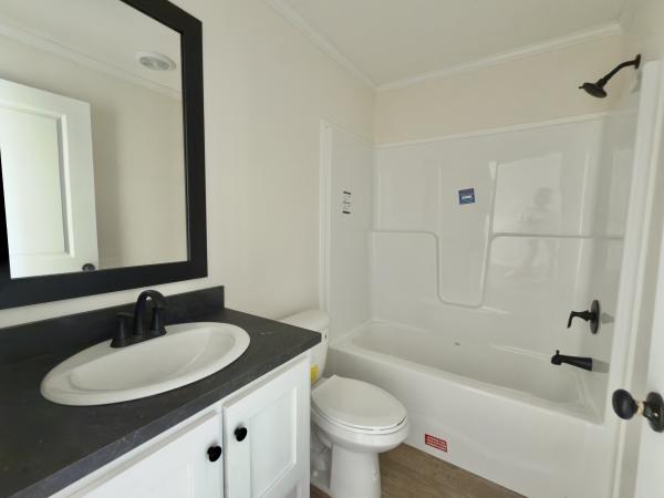 2026 clayton 56GEM16763DH26 Mobile Home