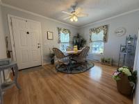 2005 ADRI H8483 Mobile Home
