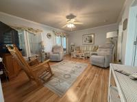 2005 ADRI H8483 Mobile Home