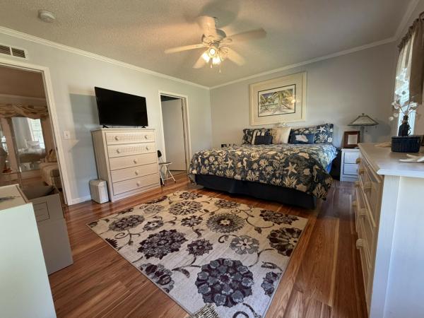 2005 ADRI H8483 Mobile Home