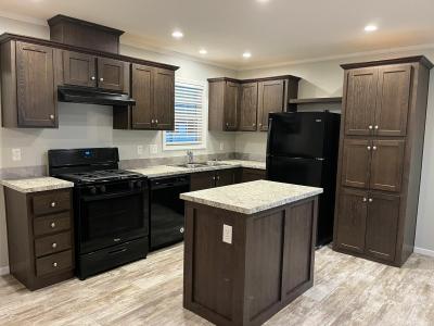 Mobile Home at 6101 Poinsettia Dr Lot Ps6101 Saginaw, MI 48603