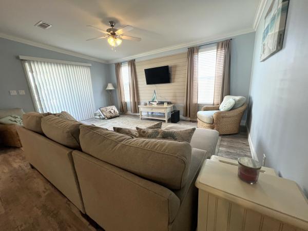 2020 Palm Harbor HS Mobile Home