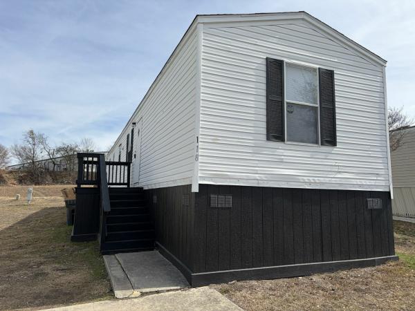 2005 Cavalier Homes Mobile Home For Sale