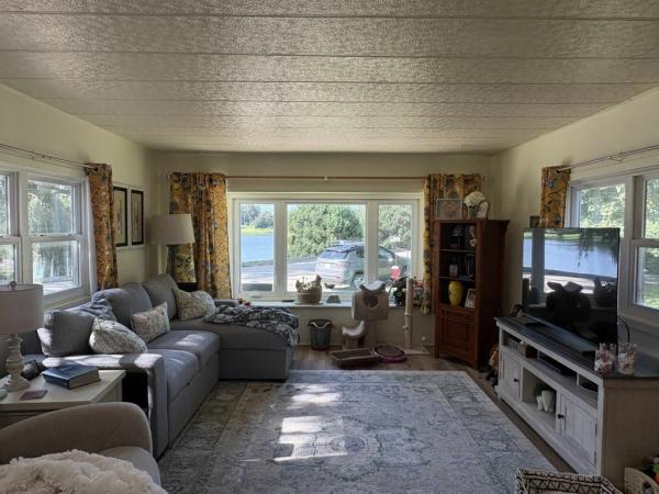1975 Dickman N/A Mobile Home