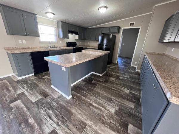 2007 Clayton Homes Inc Colonial Mobile Home