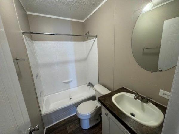 2007 Clayton Homes Inc Mobile Home For Sale