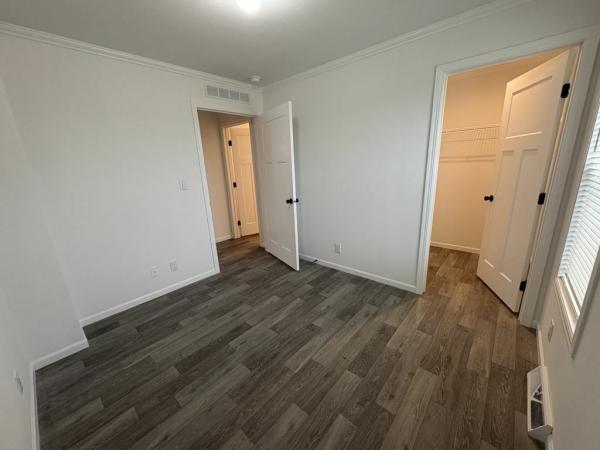 2026 Skyline - Lancaster Schaumburg Mobile Home