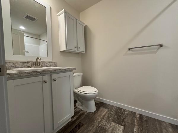 2024 Clayton 81SRH16763A Mobile Home