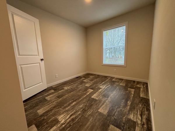 2024 Clayton 81SRH16763A Mobile Home