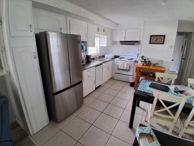 Photo 4 of 8 of home located at 400 Norwich Ln Melbourne Beach, FL 32951