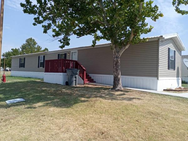 2010 Clayton Homes Inc Mobile Home For Sale