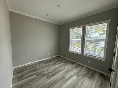Photo 5 of 21 of home located at 19408 Bermuda Court North Fort Myers, FL 33903