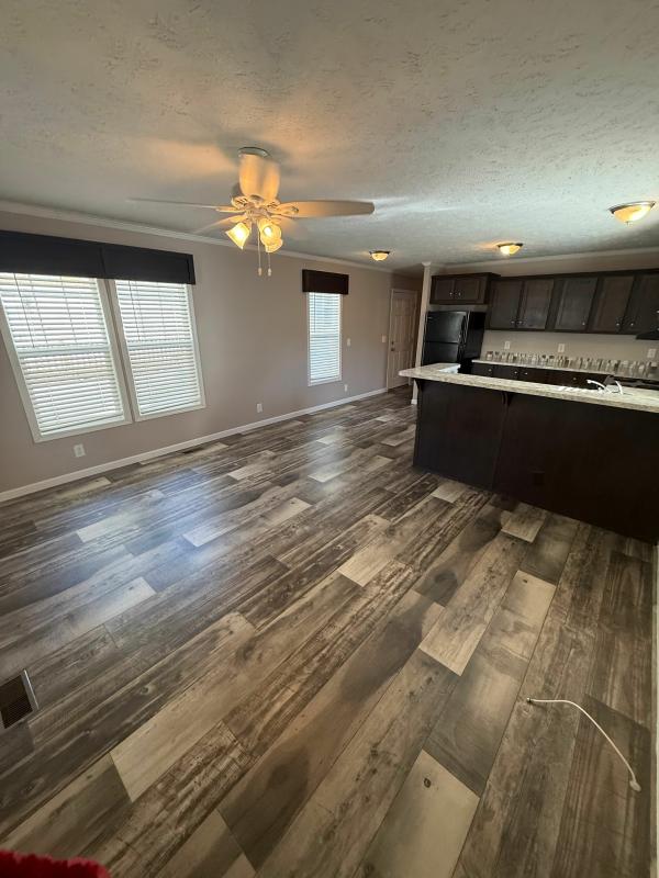 2020 Clayton Homes Inc Community Series Mobile Home