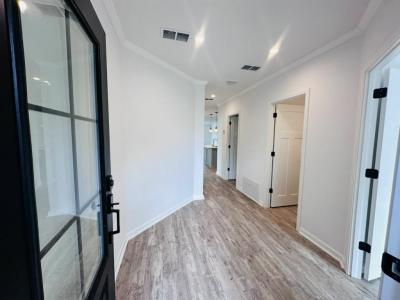 Photo 4 of 15 of home located at 6703 NW 30th St Margate, FL 33063