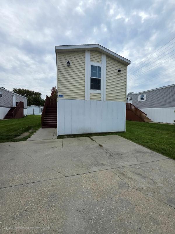 Photo 1 of 2 of home located at 3420 42nd Avenue Lot 214 Moline, IL 61265