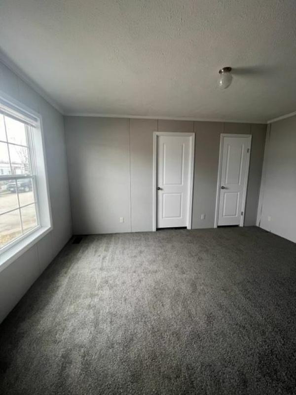 Photo 1 of 2 of home located at 1824 Central Drive SW Lot 92 Cedar Rapids, IA 52404