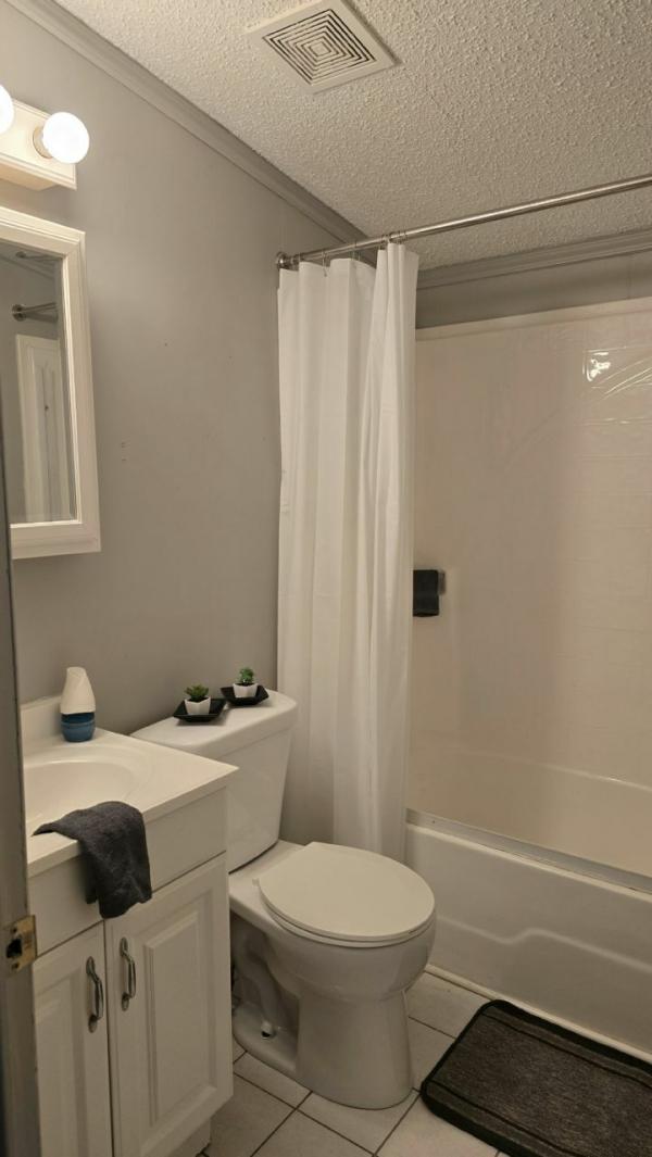 1999 Victorian Manufactured Home