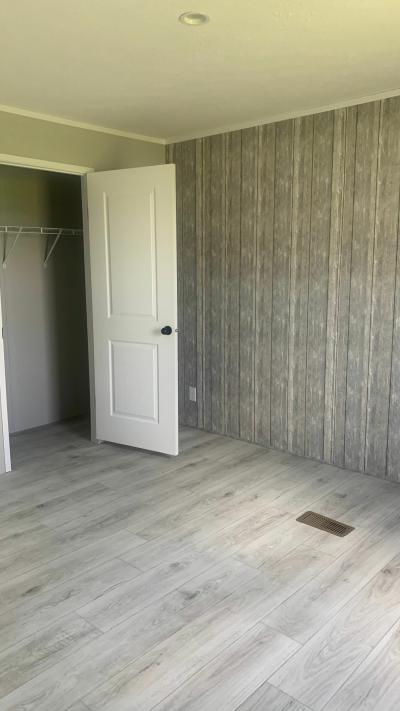 Mobile Home at 1001 Mayflower Road #371 South Bend, IN 46619