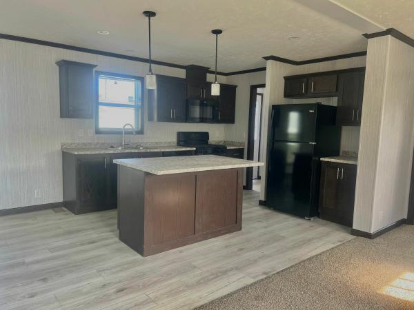 Photo 1 of 2 of home located at 6591 North Hampshire Drive Lot 320 Holly, MI 48442
