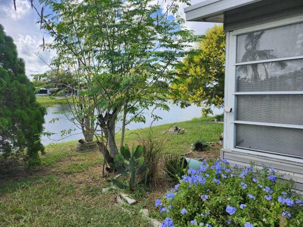 1990 Fleetwood Mobile Home For Sale