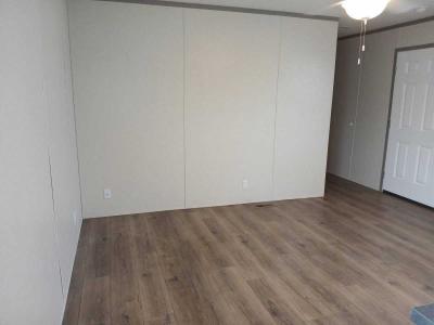 Photo 5 of 17 of home located at 365 Crestview Flemingsburg, KY 41041